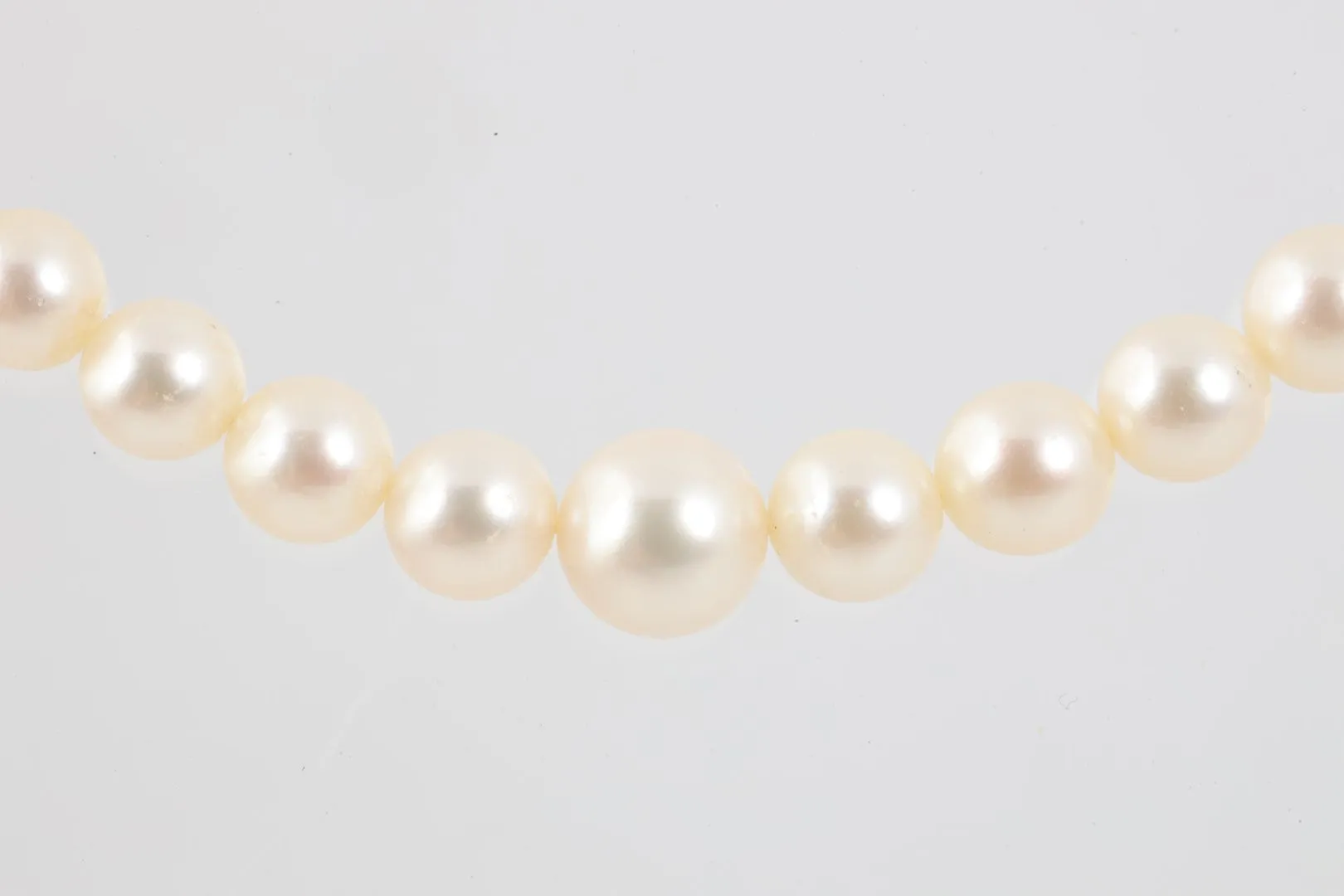 18" Mikimoto 925 Silver Pearl Necklace (20.92g.)