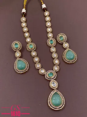 Avantika , elegant Kundan Necklace Set for Women -NEERA001KNB