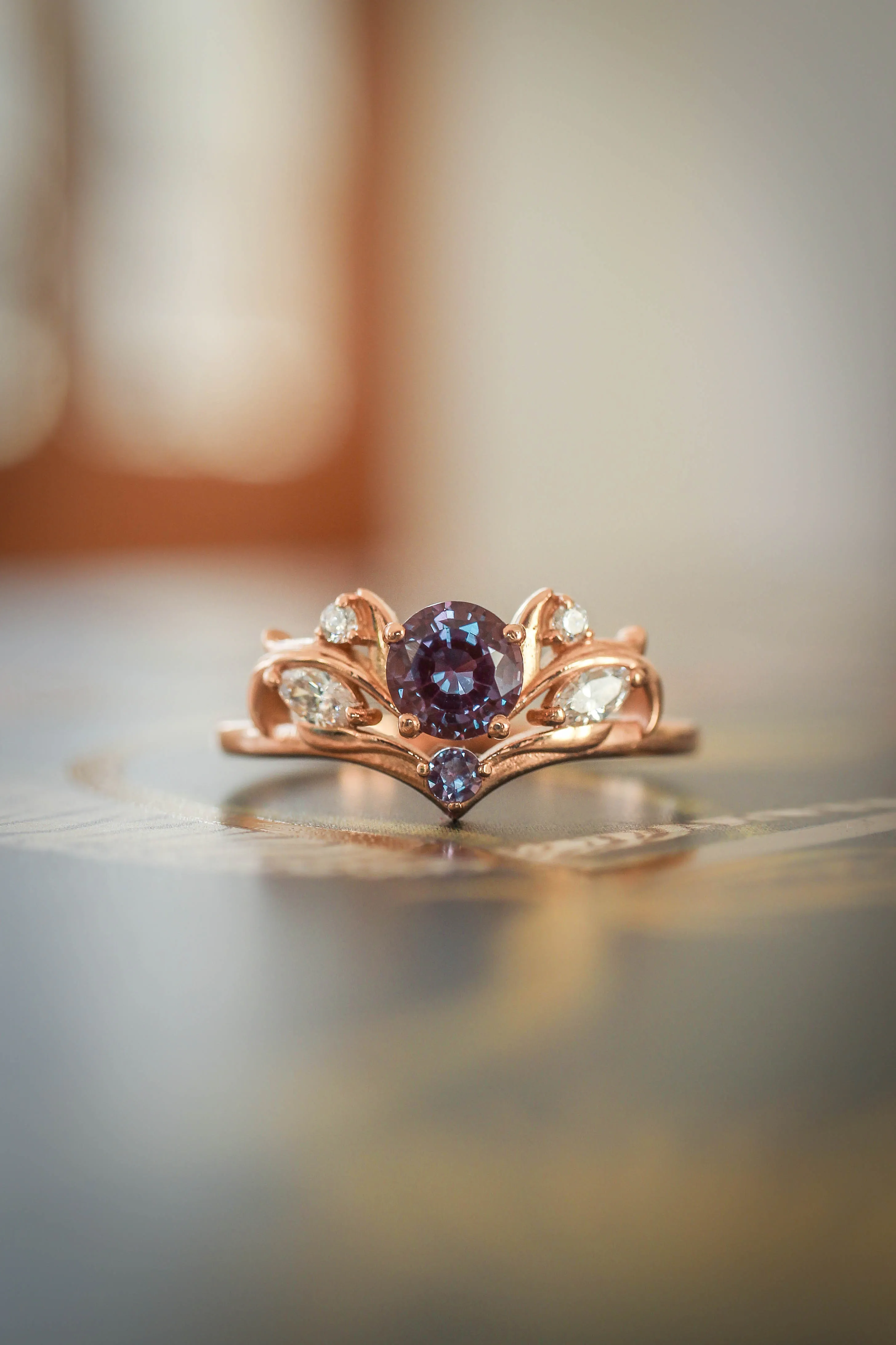 Engagement ring with alexandrite and diamonds / Swanlake