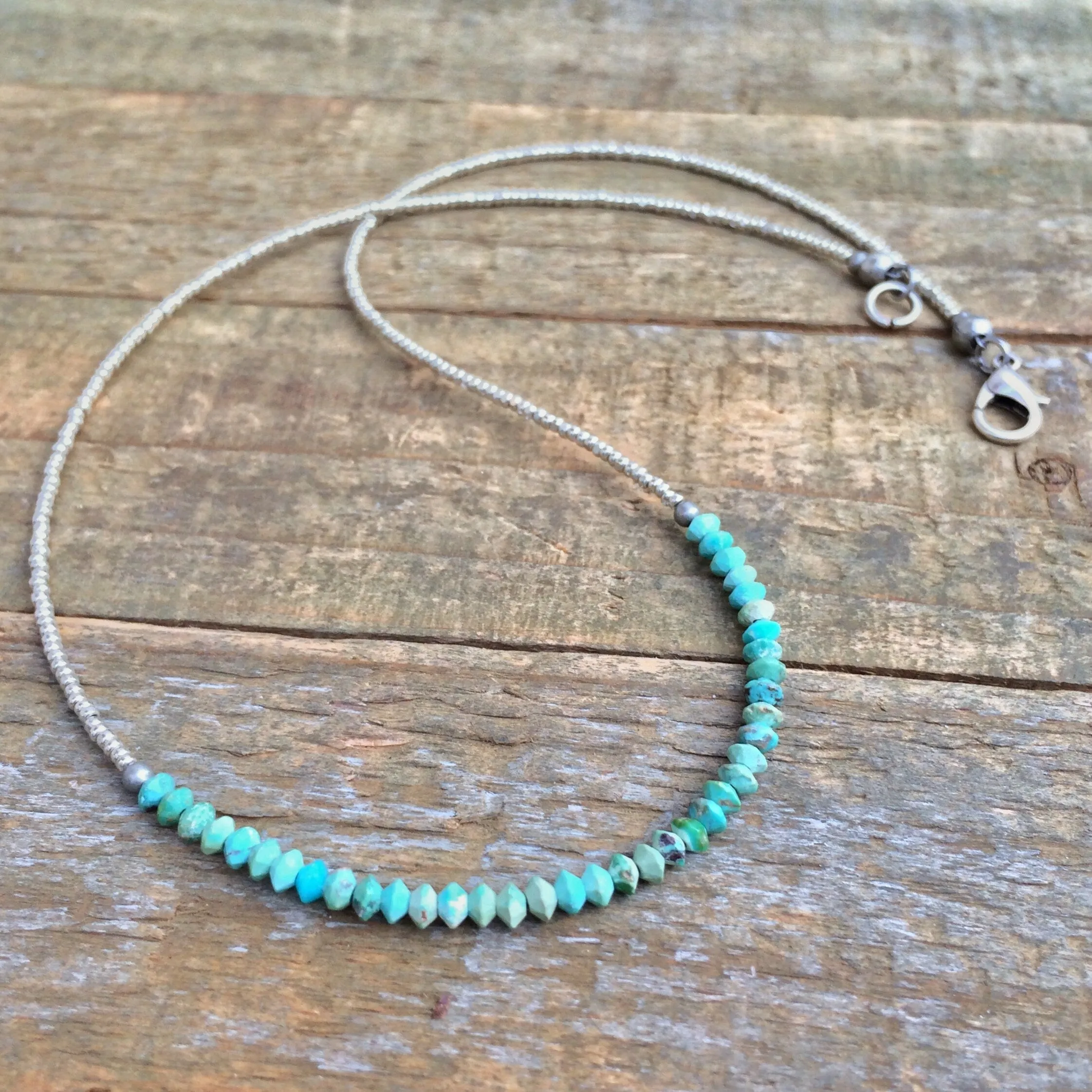 Minimalist Silver Turquoise Necklace, Silver Layering Necklace, Turquoise Choker, Boho Bead Jewelry, Arizona Turquoise Bead Necklace