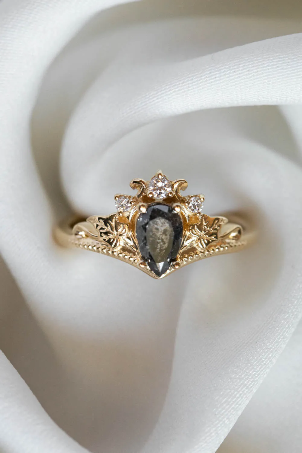 Nature inspired engagement ring with natural rose cut salt and pepper diamond / Ariadne