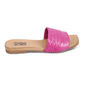 Sandal