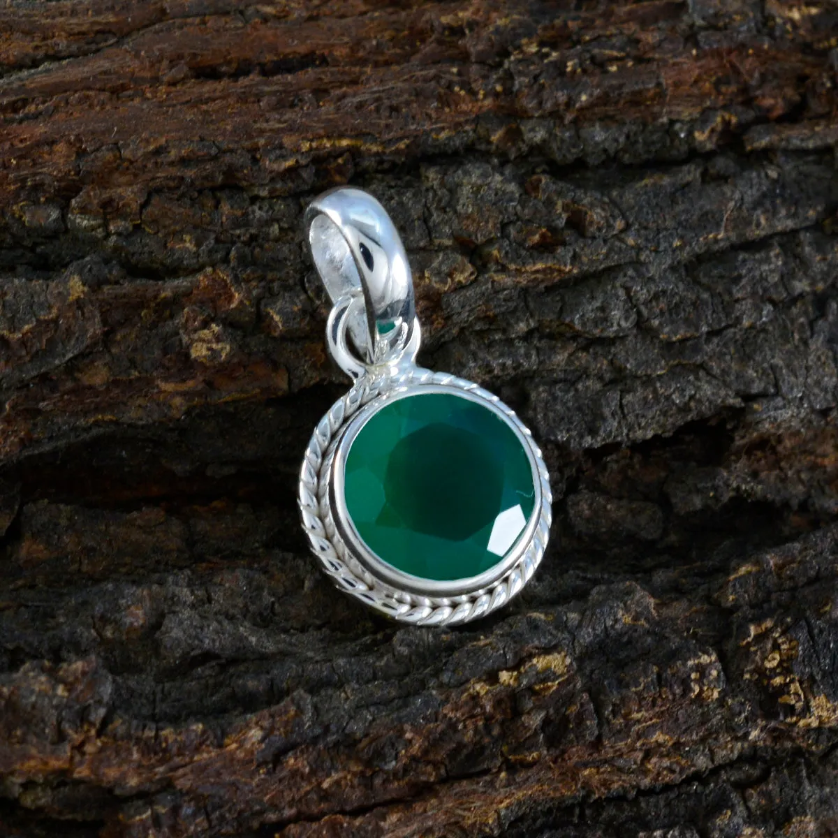 Riyo Charming Gemstone Round Faceted Green Green Onyx 1198 Sterling Silver Pendant Gift For Good Friday