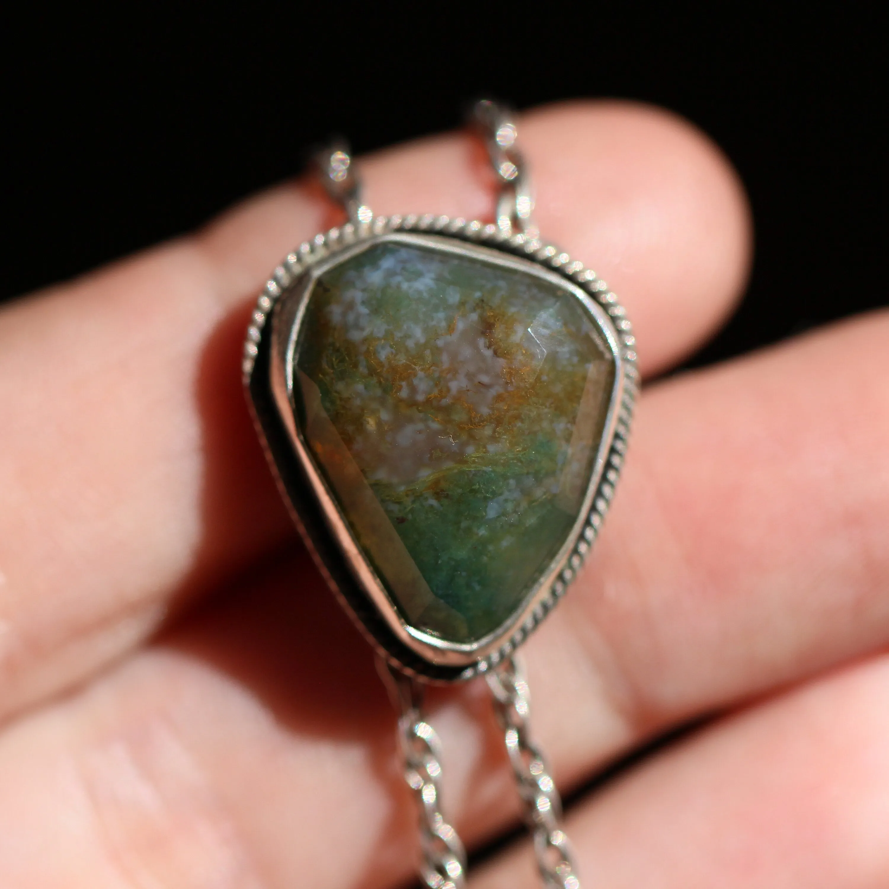 Rose Cut Moss Agate Bolo - Silversmith - Bolo Tie Necklace - Moss Agate Necklace